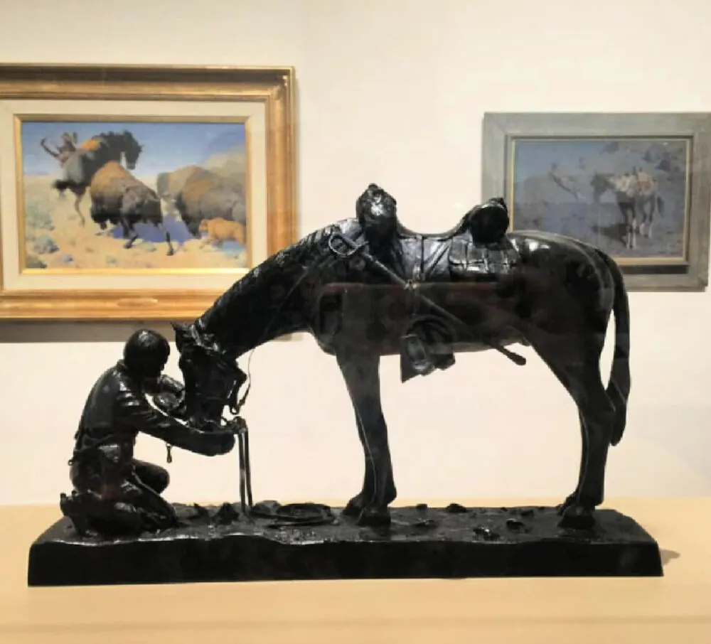 equestrian-statue-at-eiteljorg-museum