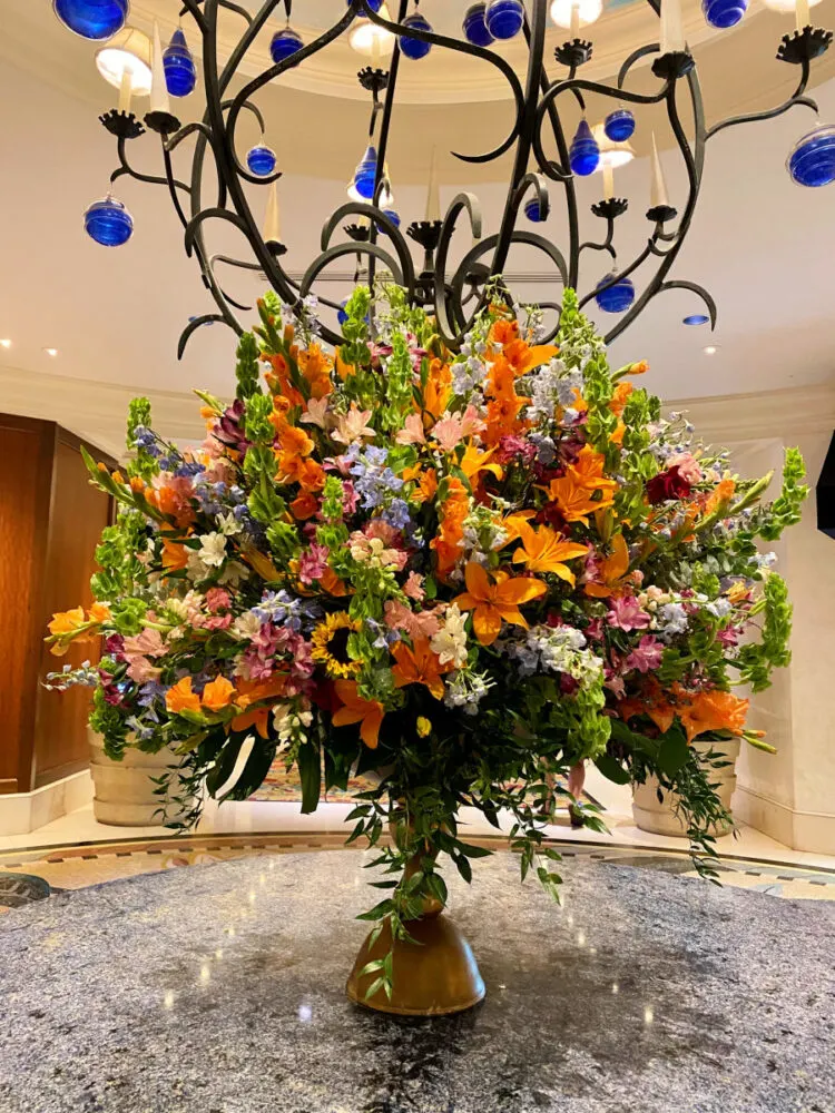 beautiful-fresh-flower-arrangement