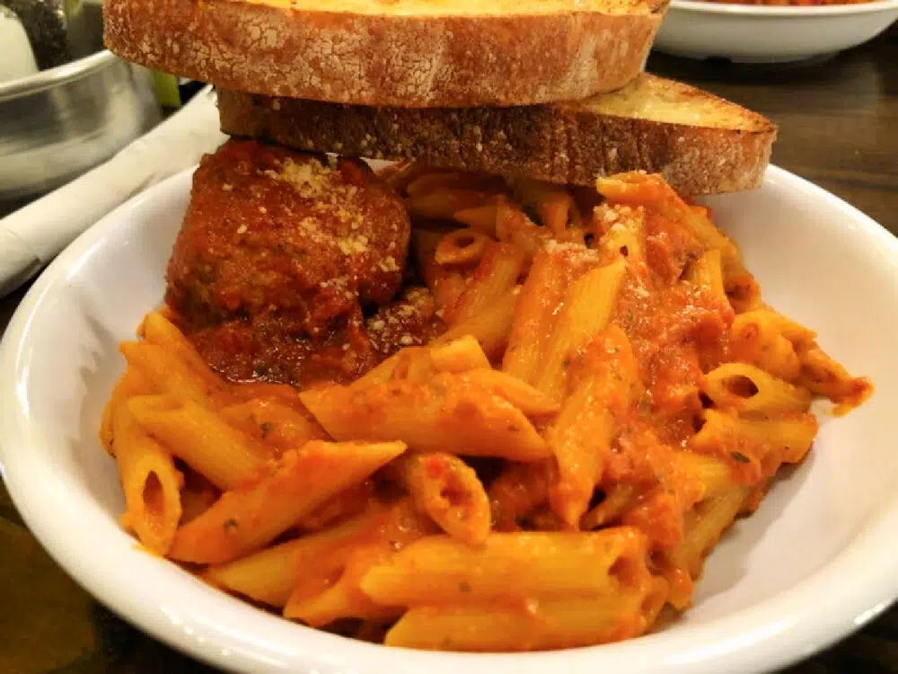 penne-pasta-with-meatball