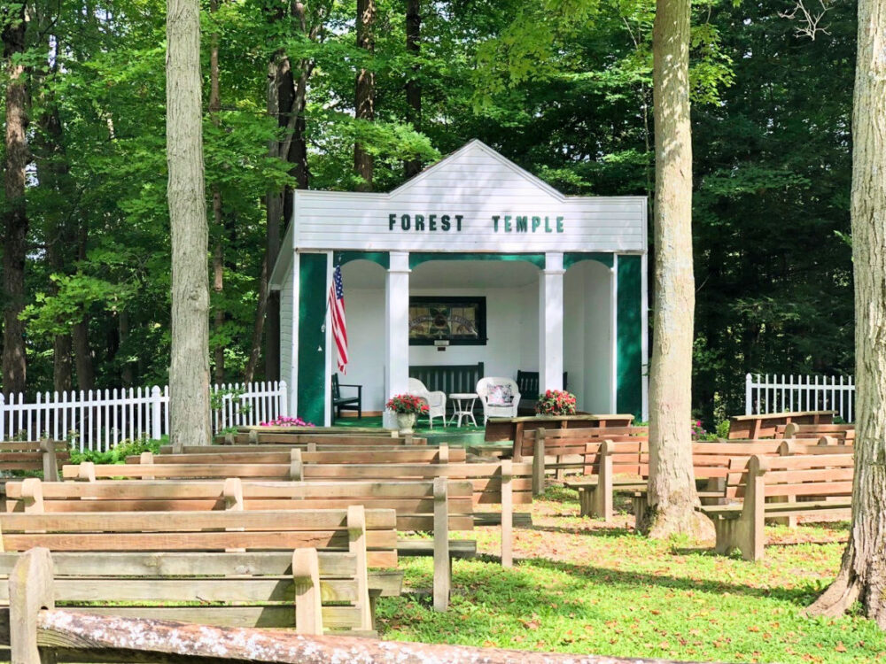 lily-dale-assembly-forest-temple