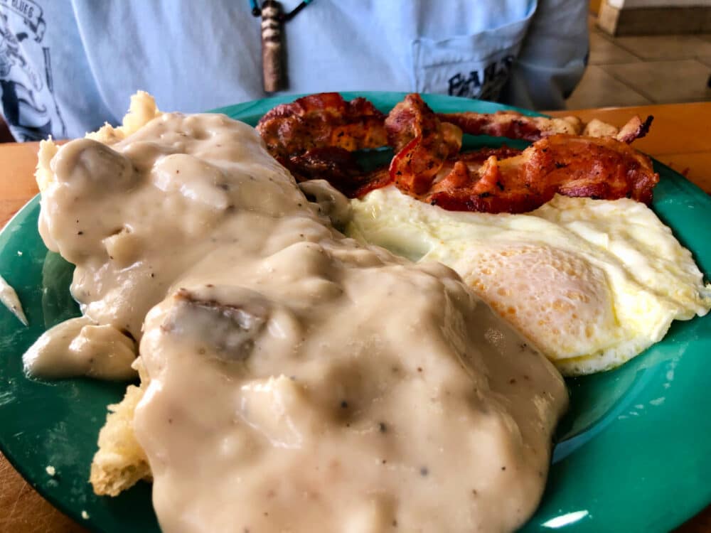 biscuits-and-gravy-with-eggs-mikes-galley