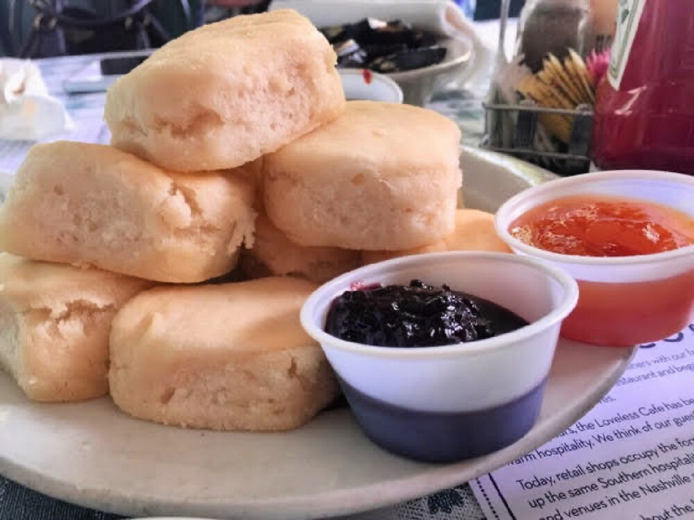 loveless-cafe-biscuits