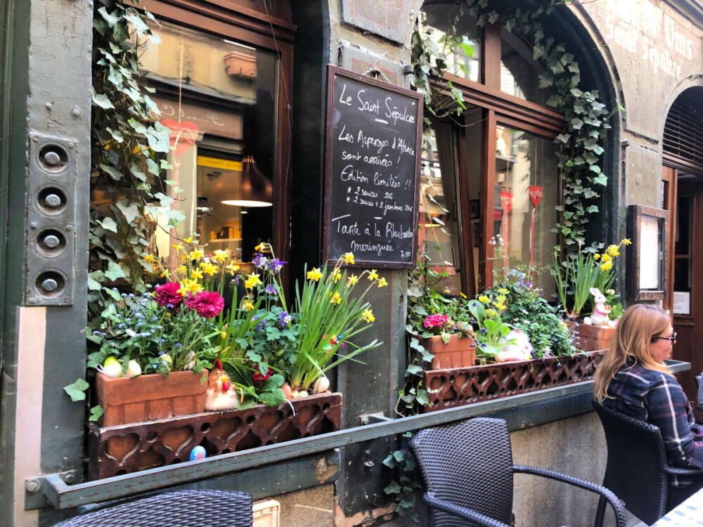 sidewalk-cafes-in-germany
