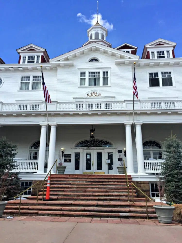 the-stanley-hotel-and-american-flags