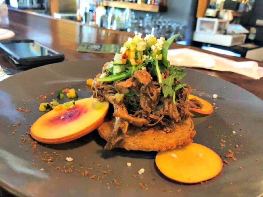 pulled-pork-fried-green-tomato-greys