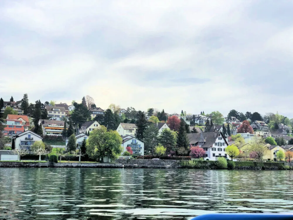 lake-zurich-boat-ride