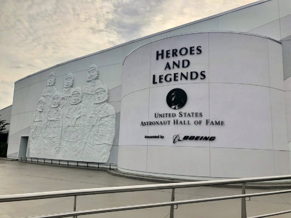 heroes-and-legends-hall