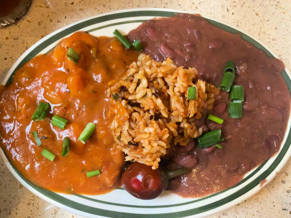 plate-of-cajun-creole-foods