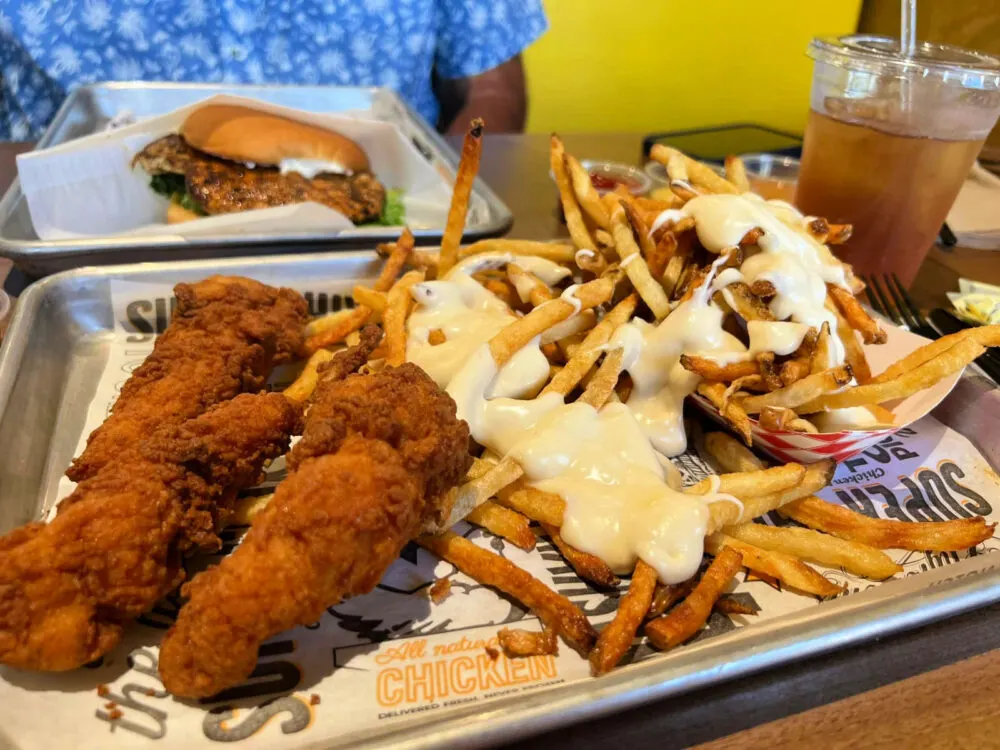 super-chix-strips-and-smothered-fries