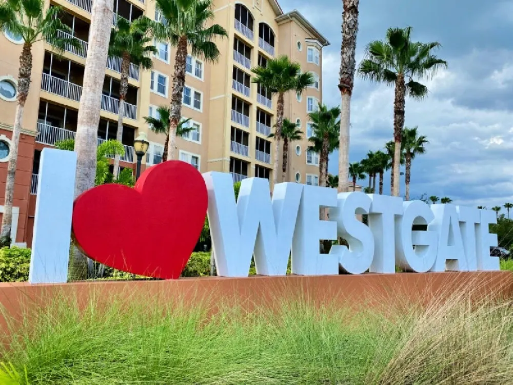 I-heart-westgate-sign