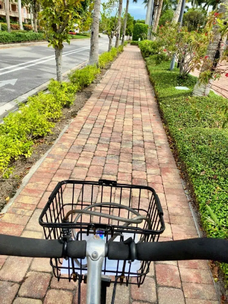 bike-ride-naples