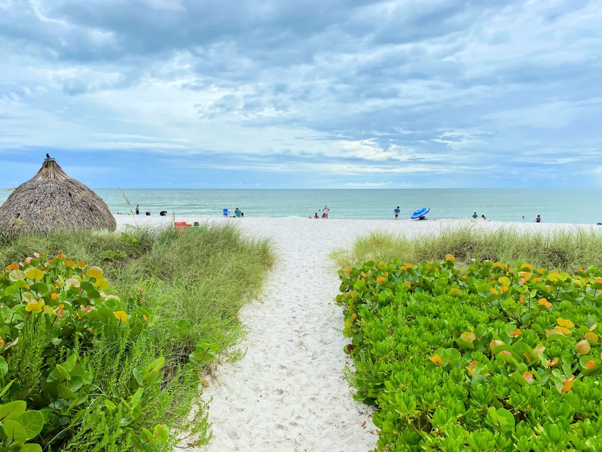 beach-at-naples-florida
