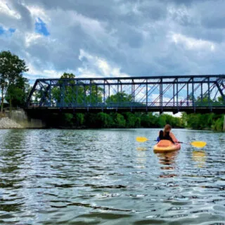 riverfront-fort-wayne-kayaking