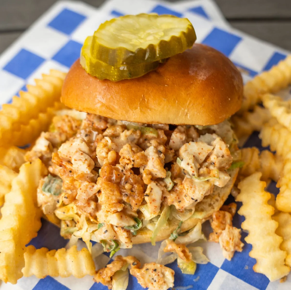 royals-hot-chicken-with-crinkle-fries