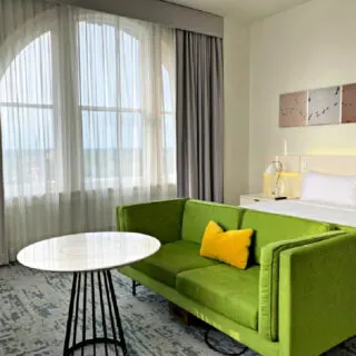 21c-hotel-lexington-green-sofa