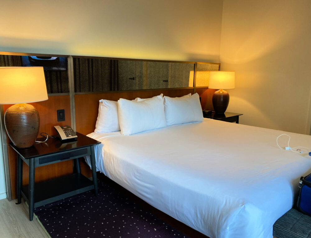bed-and-nightstands-at-21c-hotel-nashville