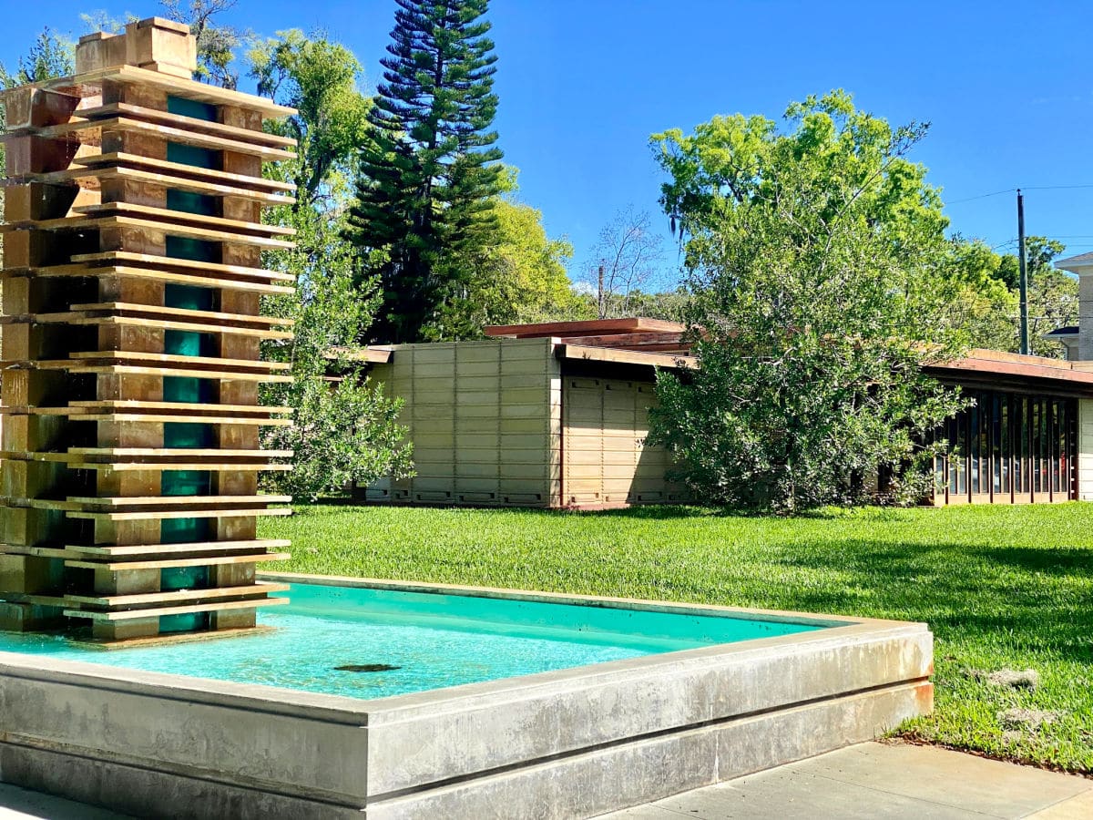 frank-lloyd-wright-fountain