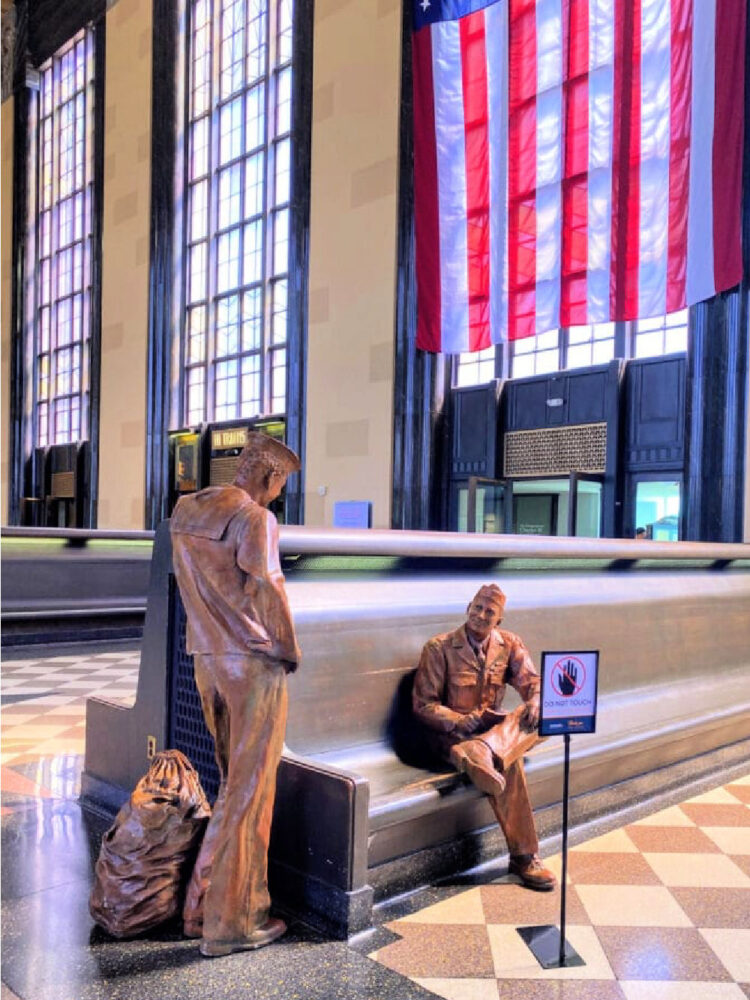 train-station-statues-things-to-do-in-omaha