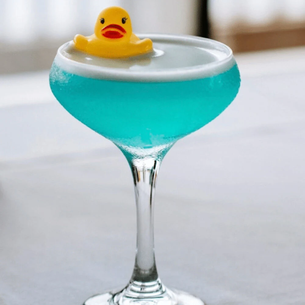 duck-duck-razz-drink-with-plastic-toy