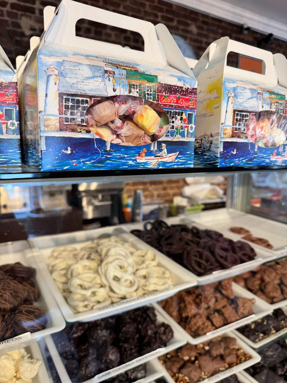 ice-cream-and-candy-shop-fernandina