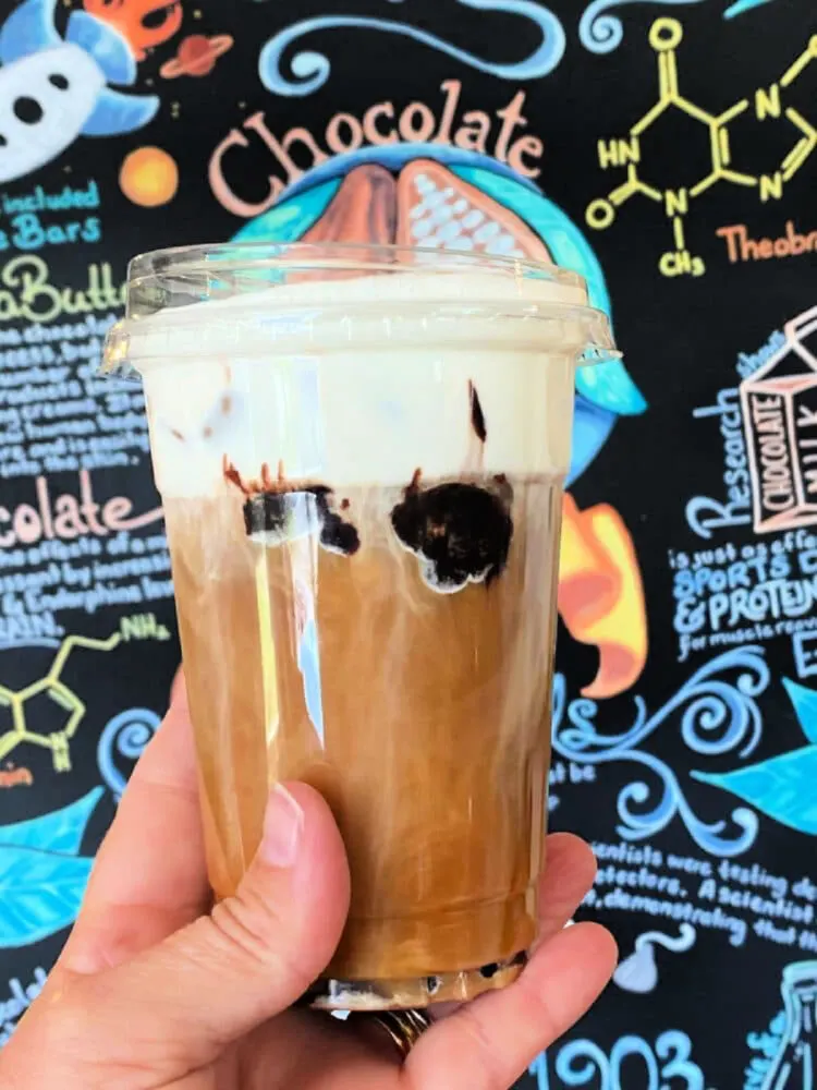 chocolate-moose-frozen-cold-brew-drink