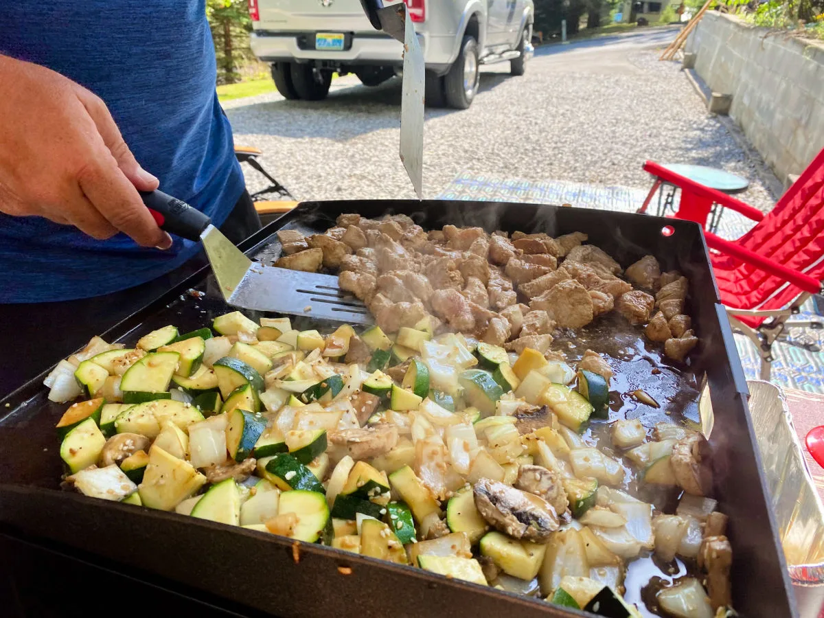 hibachi-cooking-at-campground