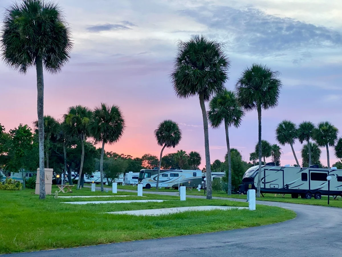 sunset-at-camelot-rv-park