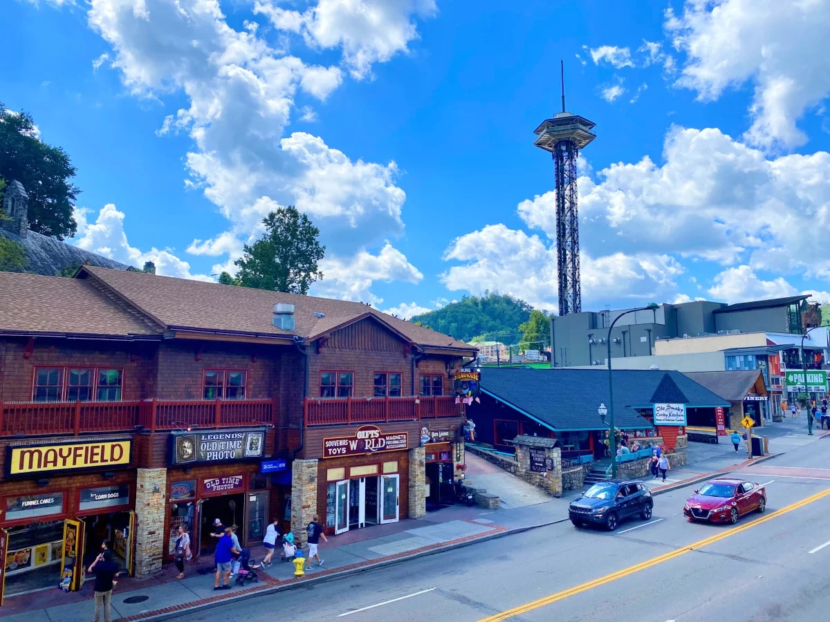 space-needle-in-gatlinburg