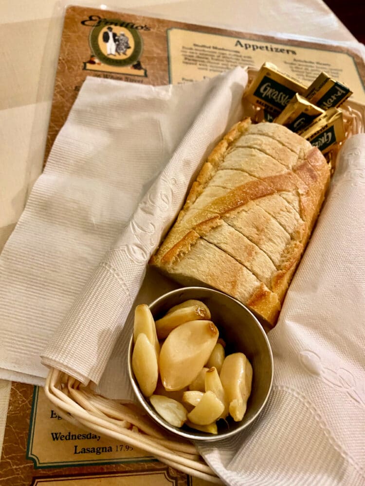 bread-basket-with-roasted-garlic-cloves