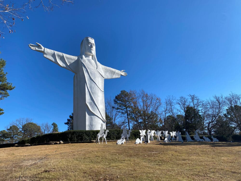 christ-of-the-ozark-from-a-distance