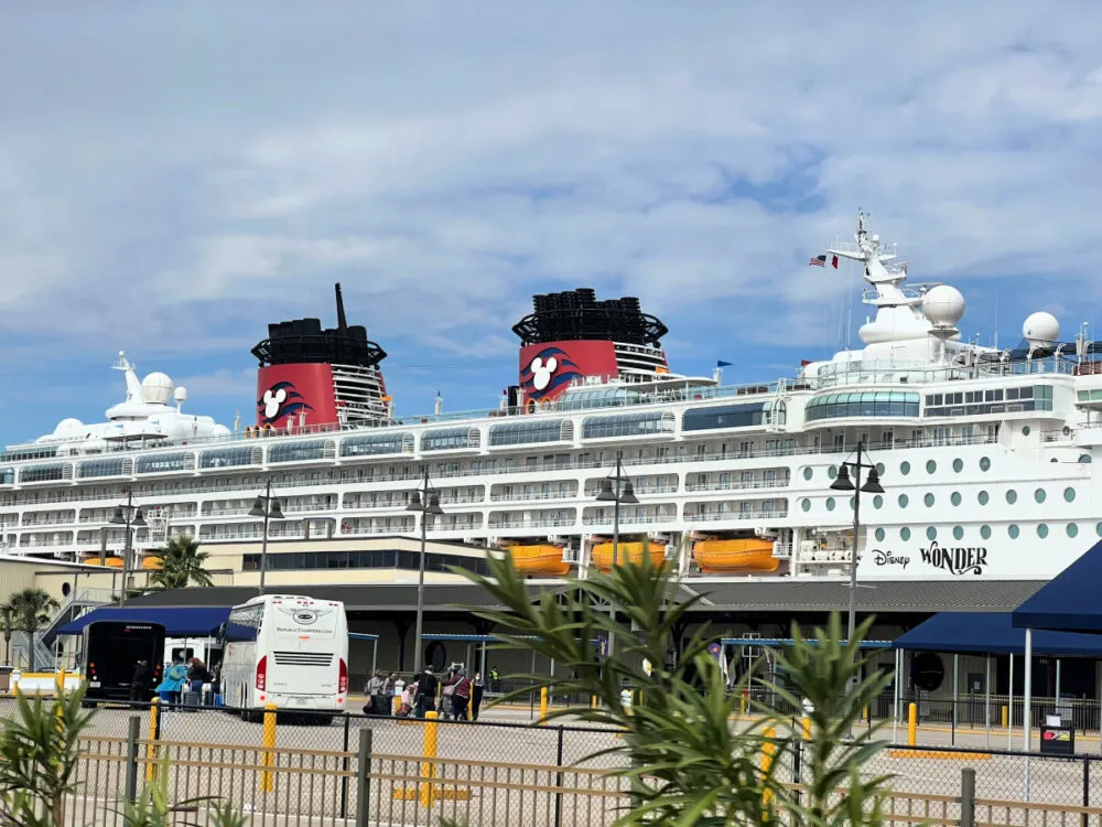 disney-cruise-port