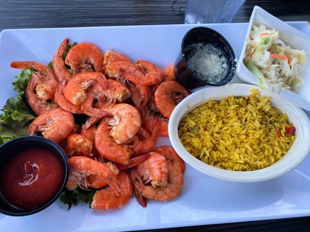 grilled-shrimp-with-rice-and-coleslaw