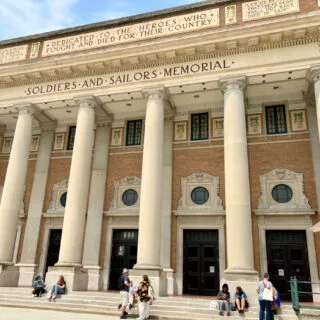 kck-soldiers-and-sailors-memorial