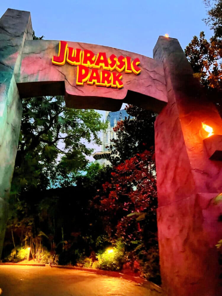 jurassic-park-ride