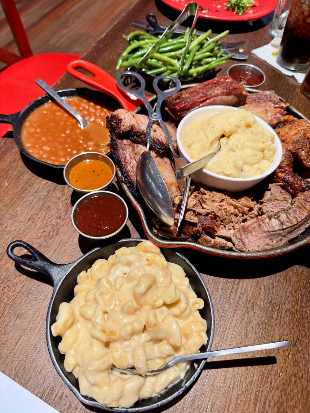 legoland-hotel-dinner-meat-platter