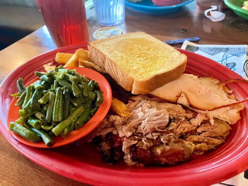 14-bones-pulled-pork-and-green-beans