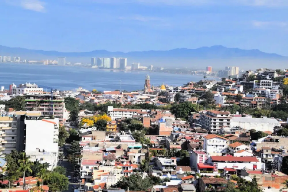 puerto-vallarta-scenic-city-view