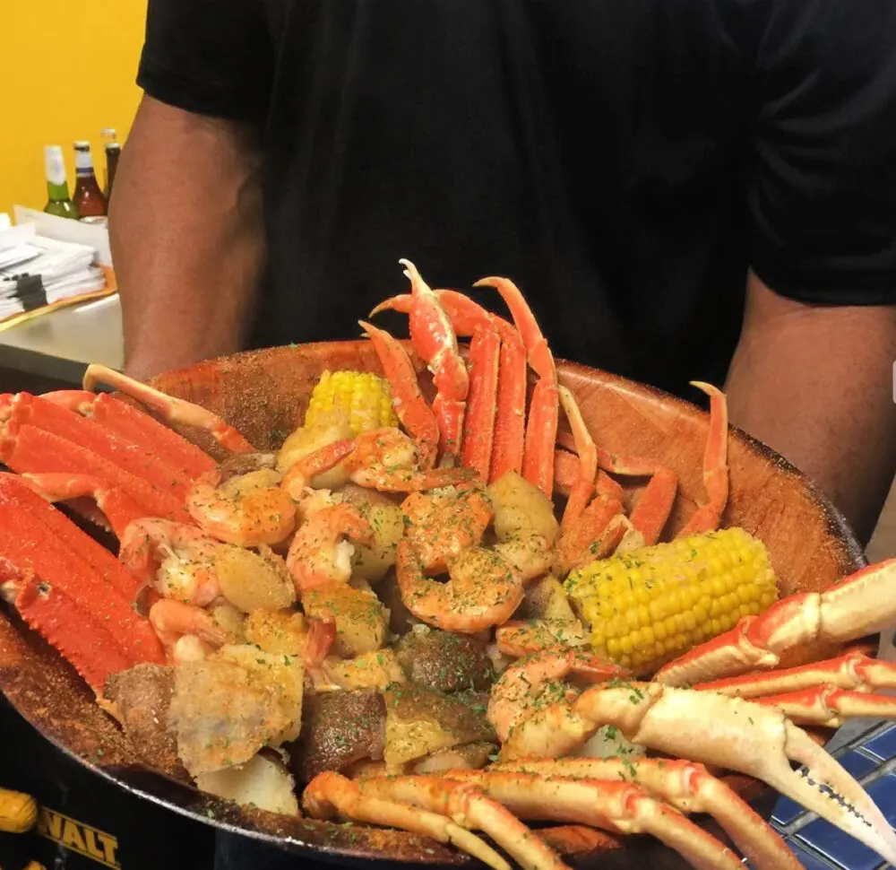 crab-stop-shrimp-and-sausage-platter