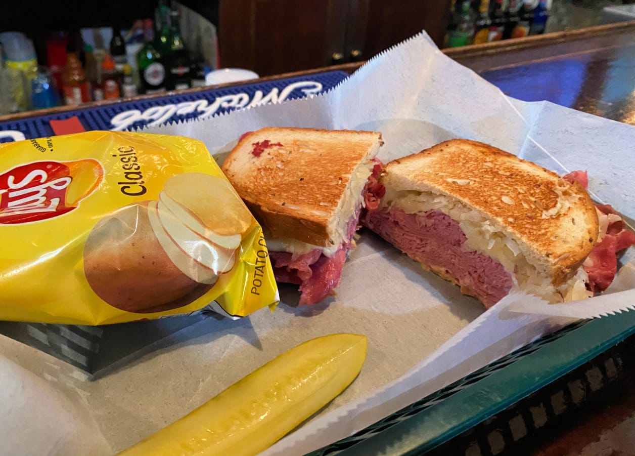 kelleys-reuben-sandwich