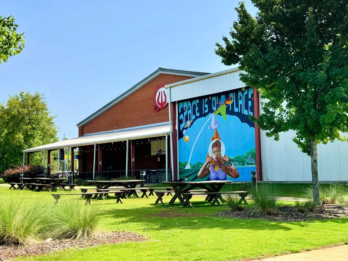 campus-805-space-mural