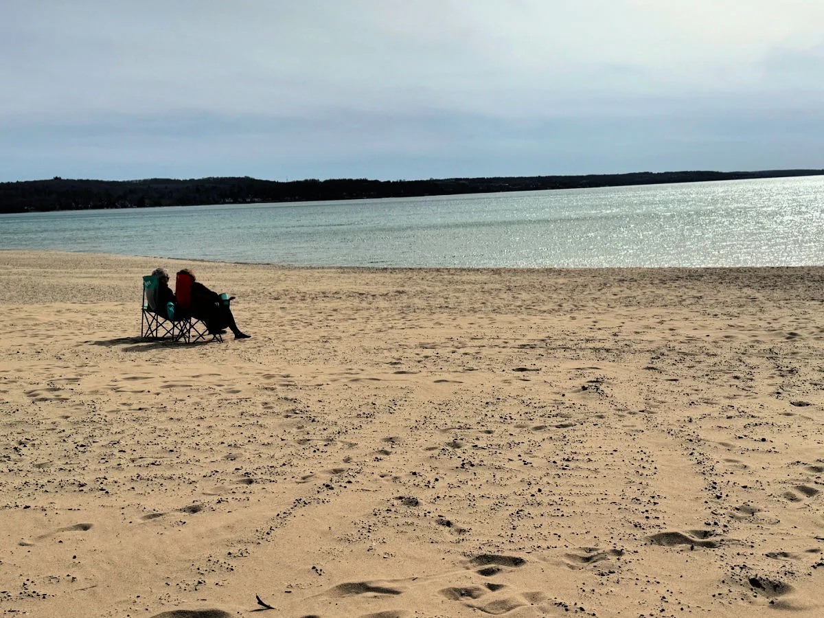 petoskey-state-park-sandy-beach