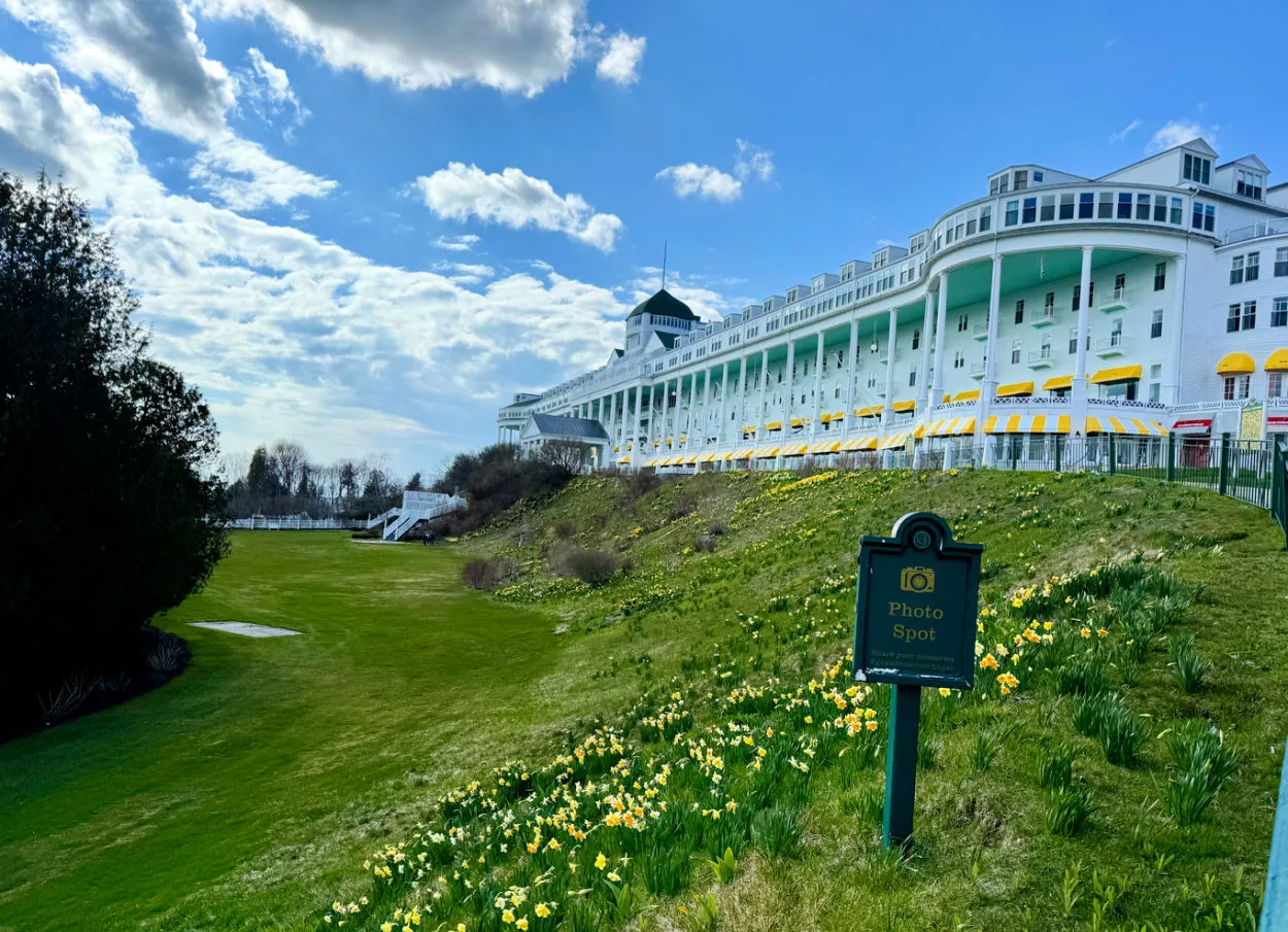 the-grand-hotel-photo-spot