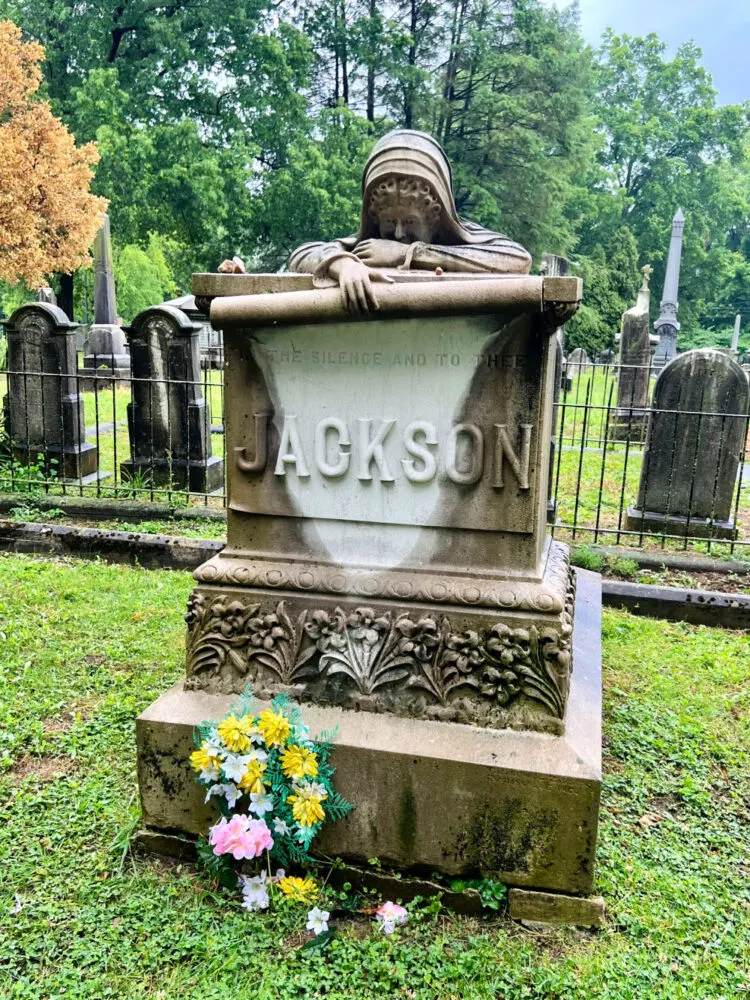 jackson-tombstone-weeping-woman
