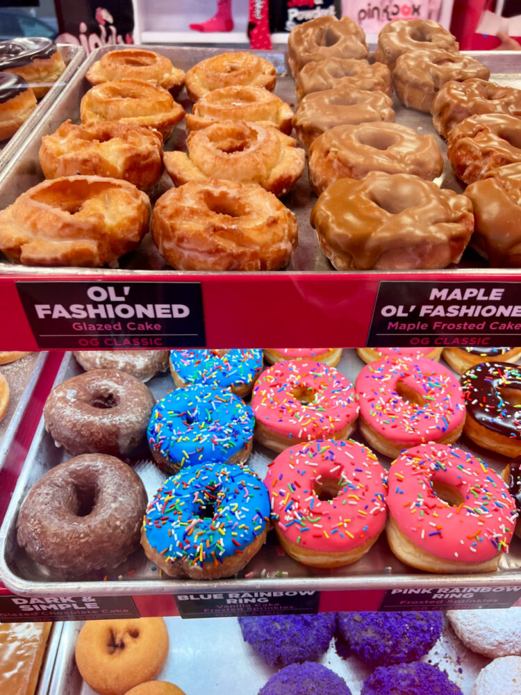 pinkbox-doughnut-selection