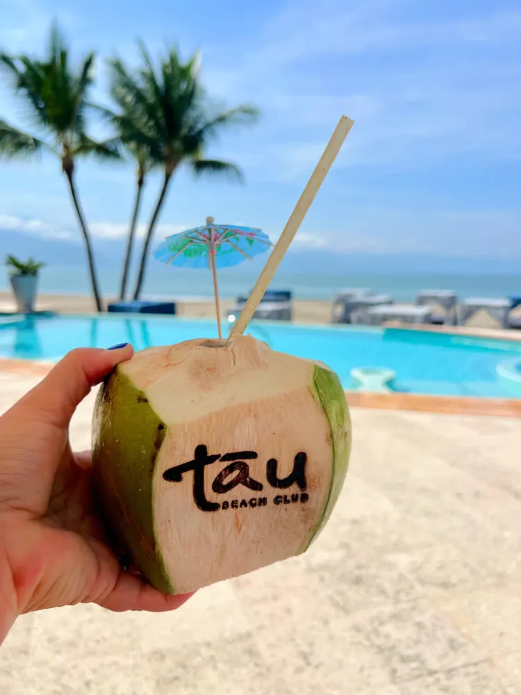 tau-beach-club-coconut-water