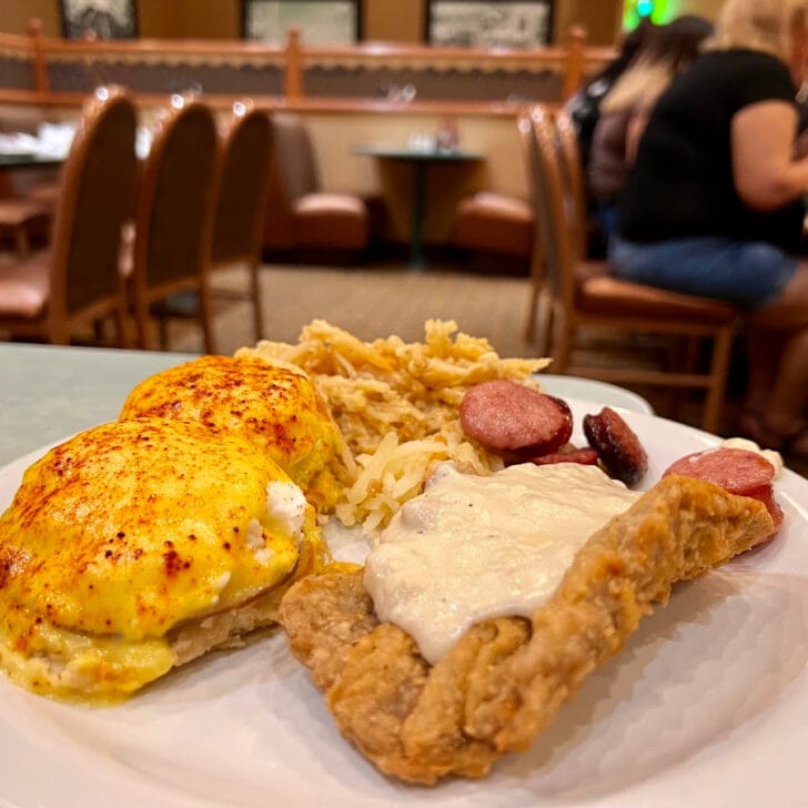 breakfast-buffet-mesa-cafe