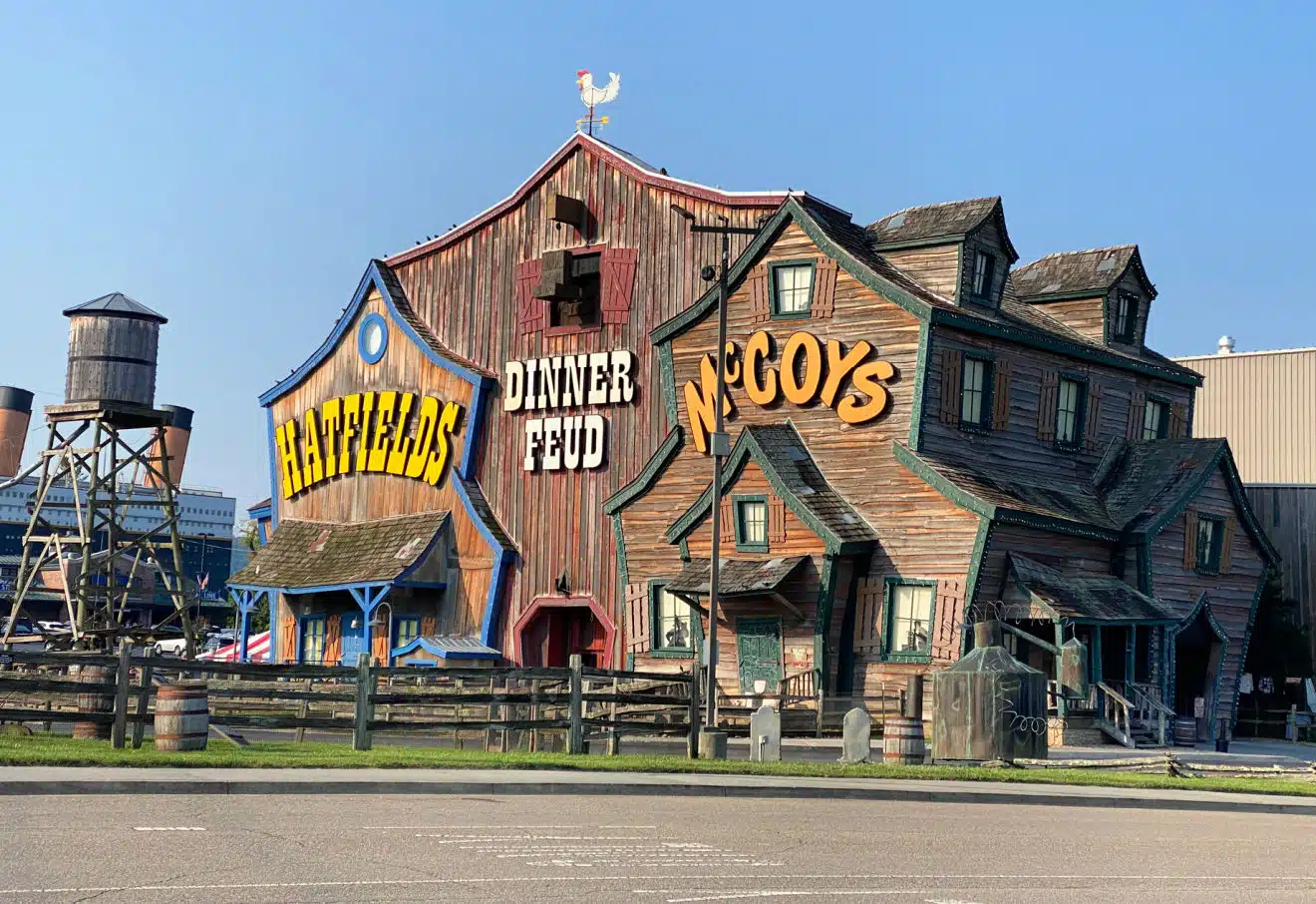 hatfields-mccoys-dinner-feud