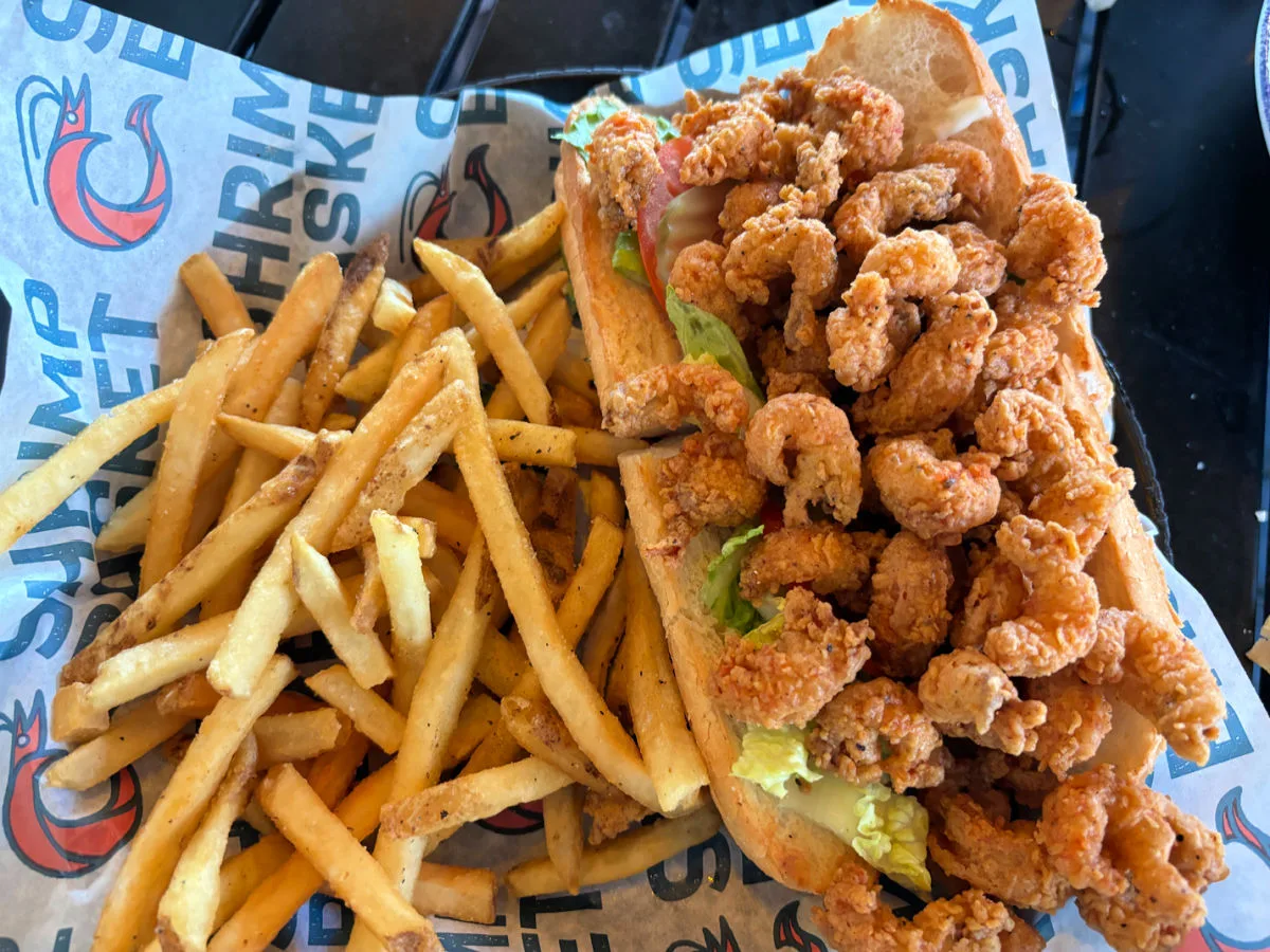 shrimp-basket-fried-poboy