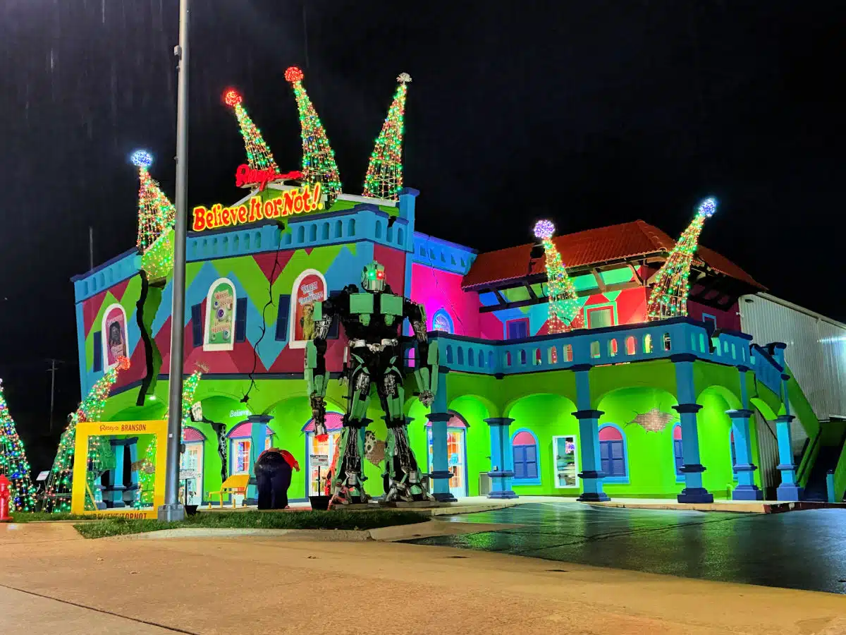 ripleys-believe-it-or-not-branson