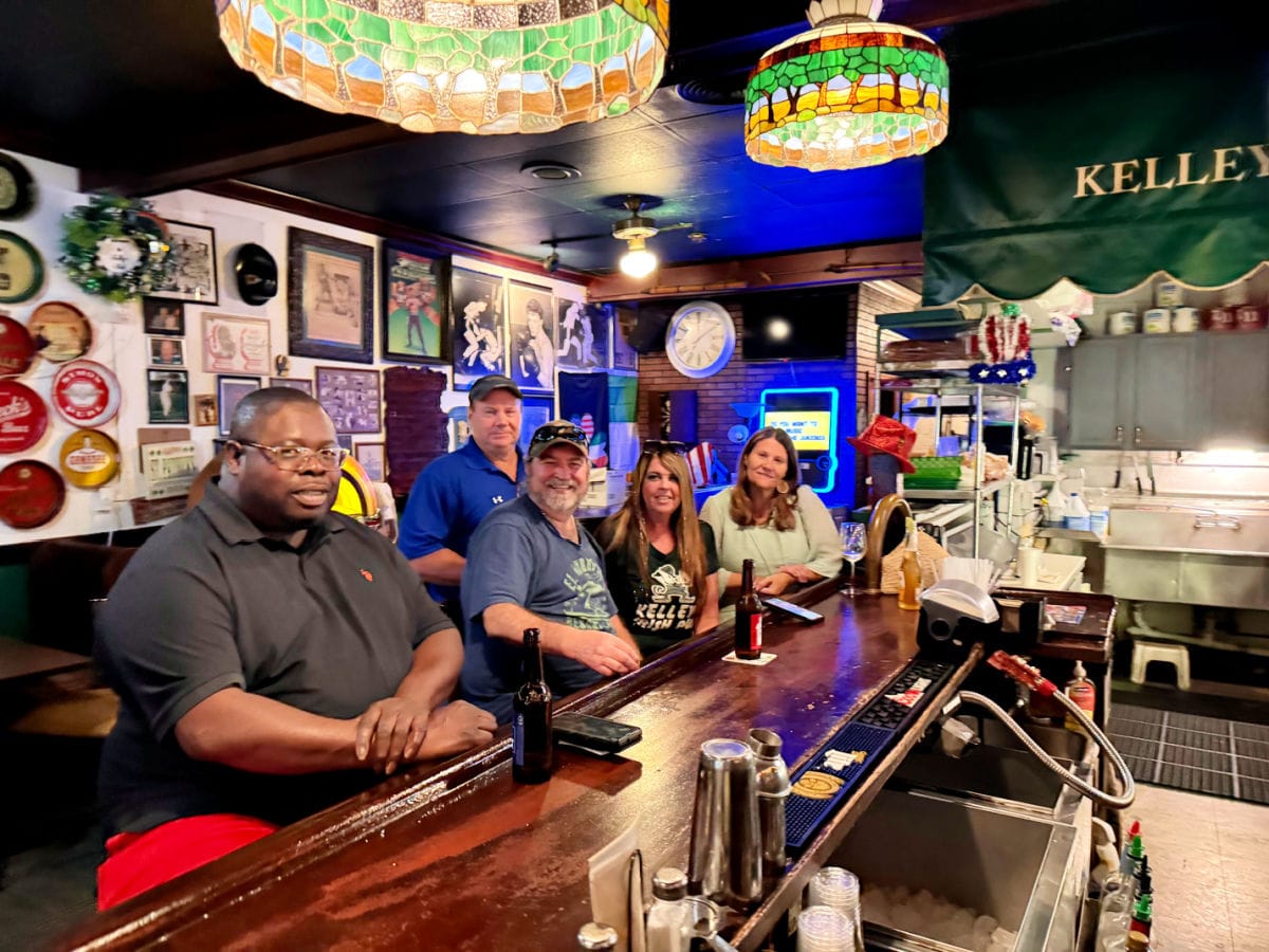 kelleys-vero-beach-irish-pub